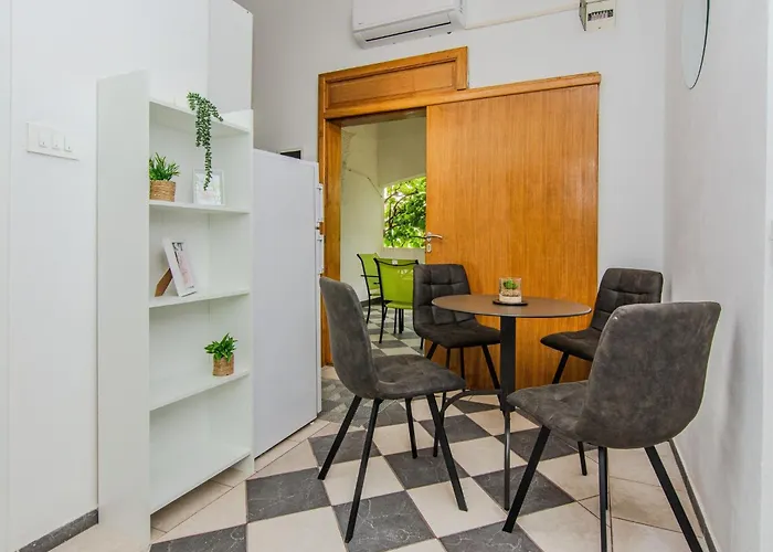 Pisacic By Interhome Vir